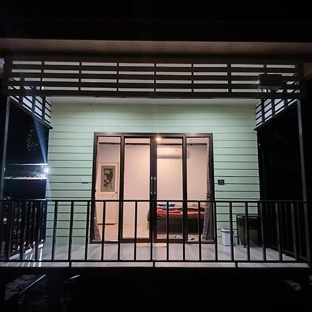 Kohmook Happy Time Bungalow เกาะมุก ภายนอก รูปภาพ