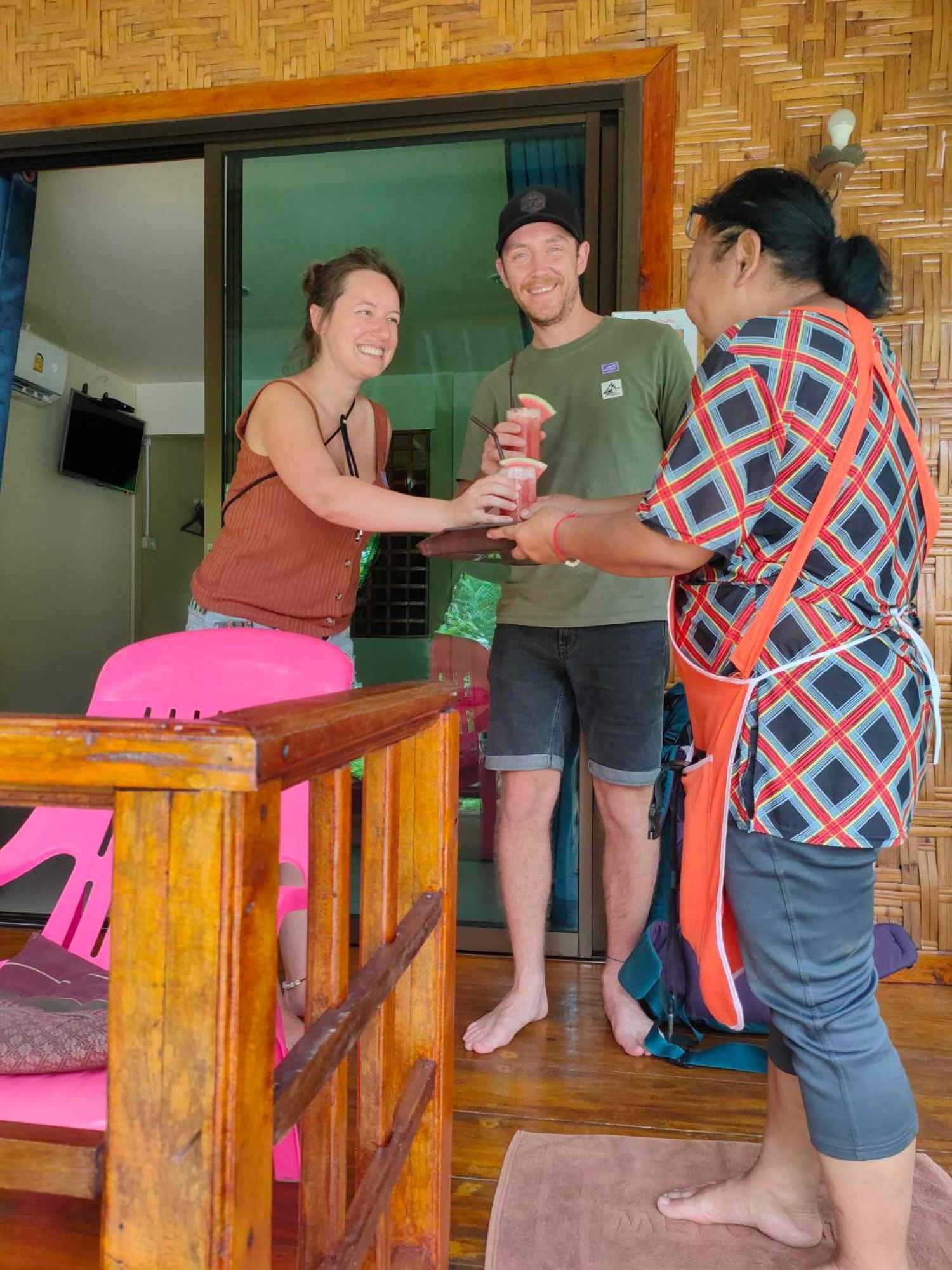 Kohmook Happy Time Bungalow เกาะมุก ภายนอก รูปภาพ