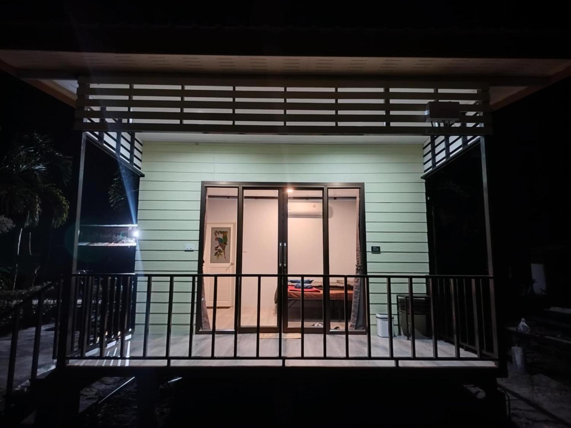 Kohmook Happy Time Bungalow เกาะมุก ภายนอก รูปภาพ
