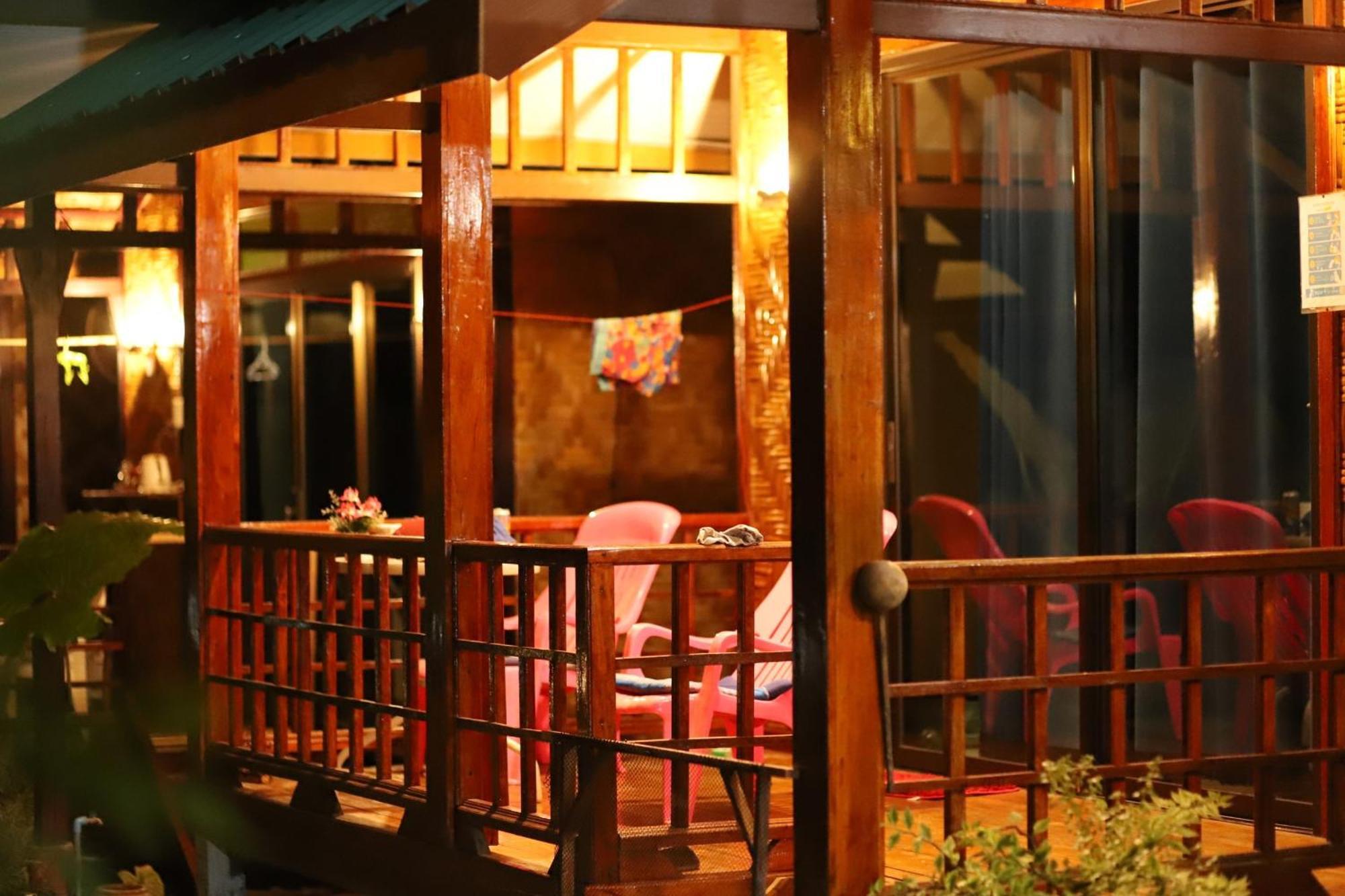 Kohmook Happy Time Bungalow เกาะมุก ภายนอก รูปภาพ